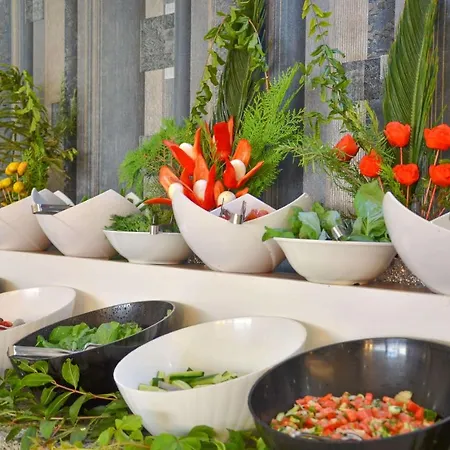 Random By Lookbookholiday Hotell 4*