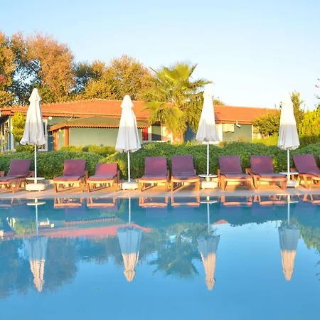 Random By Lookbookholiday 호텔 4*