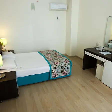 Hotell Random By Lookbookholiday