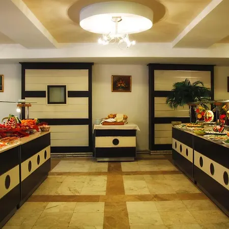 Random By Lookbookholiday Hotell