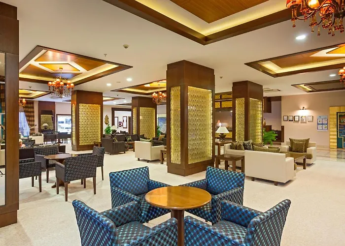 Random By Lookbookholiday Otel Side