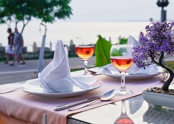 Random By Lookbookholiday Ξενοδοχείο