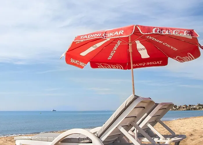 Random By Lookbookholiday Otel Side