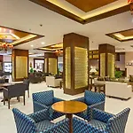 Random By Lookbookholiday Hotell Side