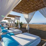 Hotel Random By Lookbookholiday Side