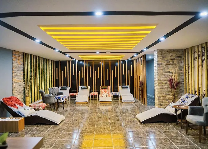 Random By Lookbookholiday 酒店