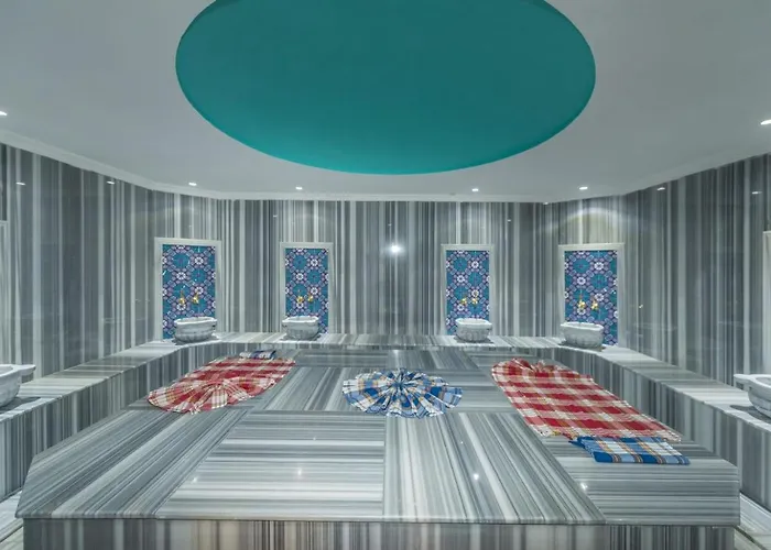 Random By Lookbookholiday 酒店 锡德