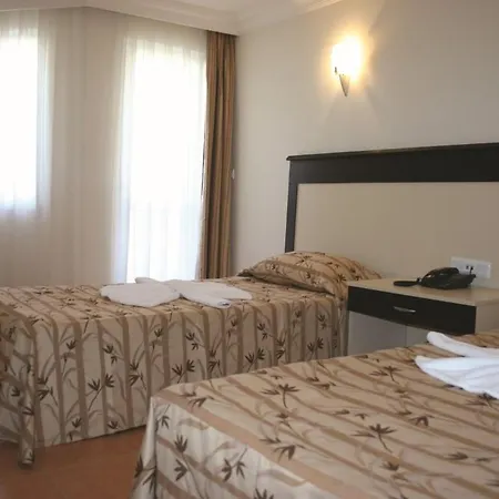 Random By Lookbookholiday