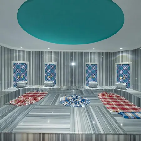 Random By Lookbookholiday Hotel Side