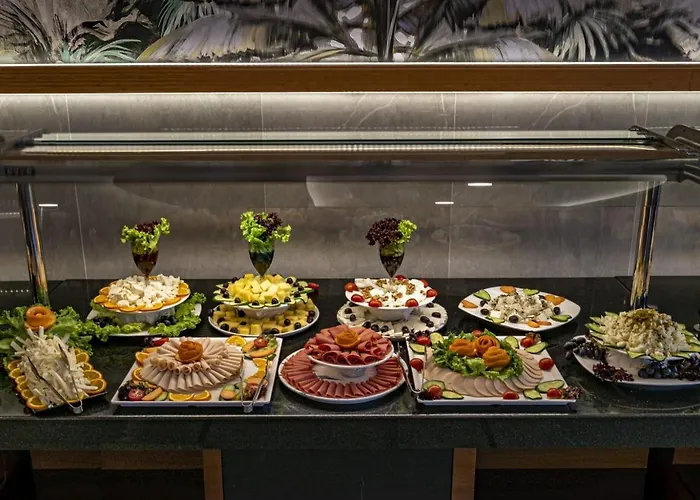 Random By Lookbookholiday 4*